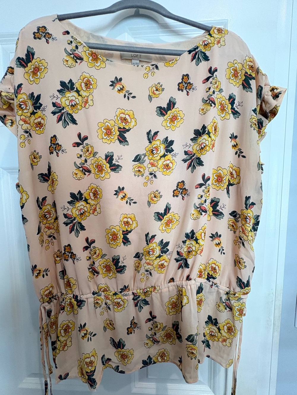 LOFT Floral Blouse – Size XXL – Peach/Yellow – Ruffle Sleeve Peplum Top